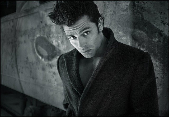 Tips to dress Well : Dressing with Art