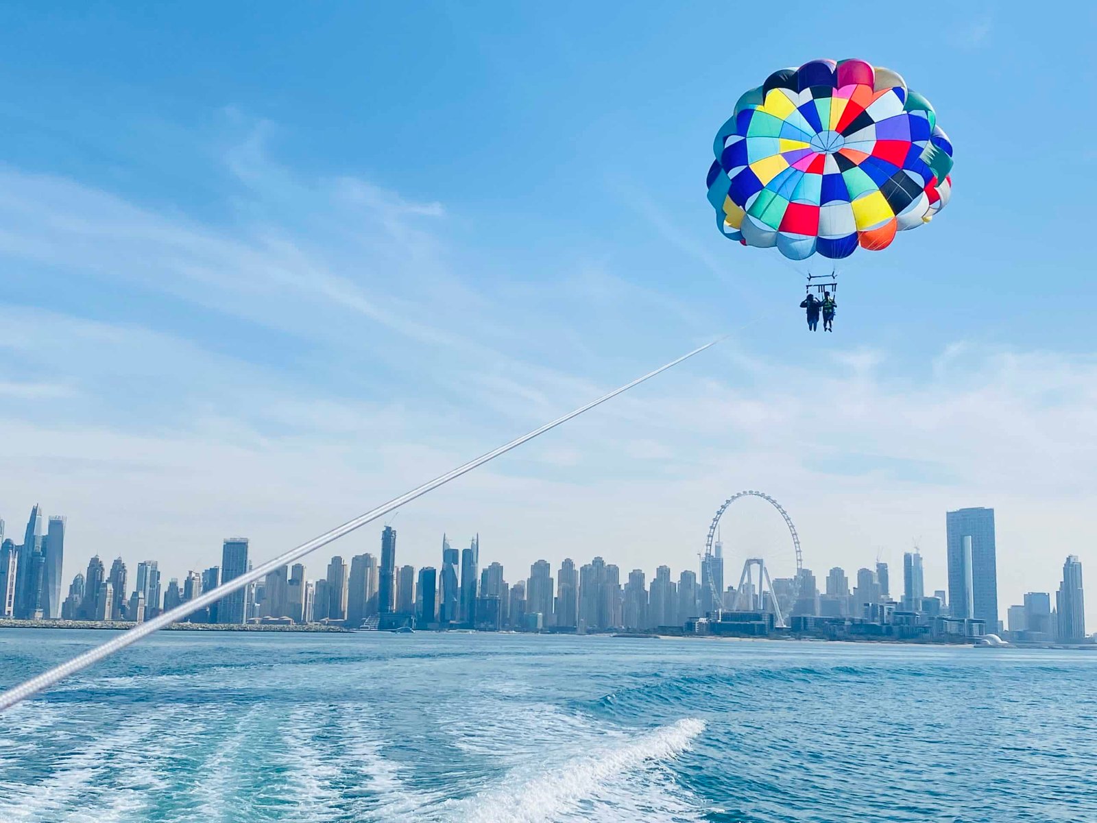 Parasailing in Dubai: The Ultimate Adventure Experience