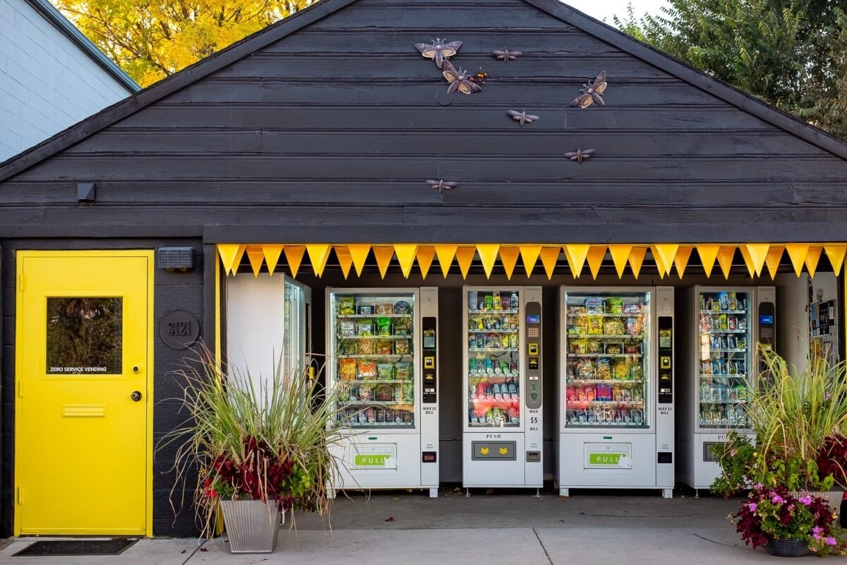 Convenient Hotel Pantry Services for Guests