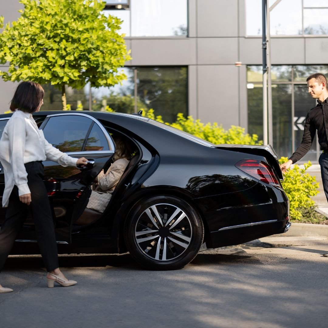 Chauffeur Services | Trustworthy Luxury Transport