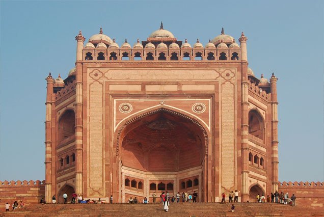 Delhi Agra Jaipur Neemrana Tour Package: The Ultimate Royal Rajasthan & Heritage Experience