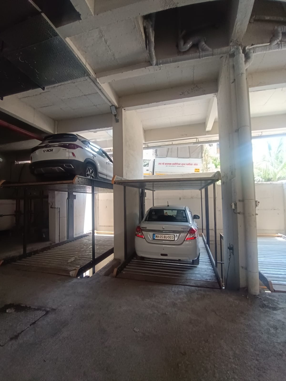 Smart Urban Parking with Puzzle Parking System in India