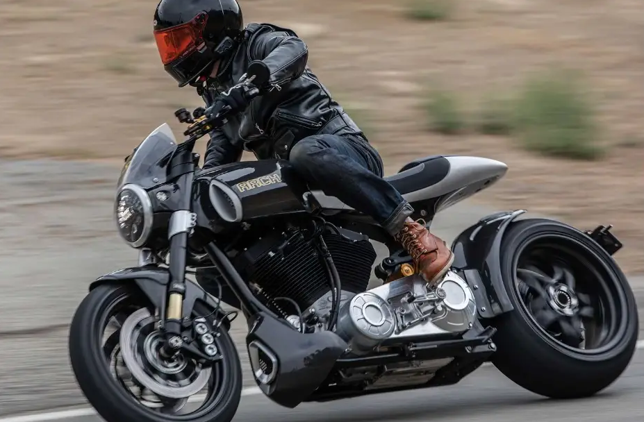 What A Motorcycle Jacket Should Have?