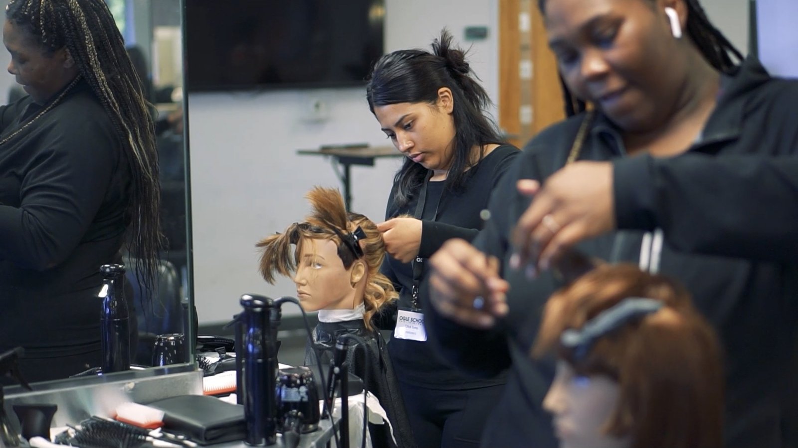 The Ultimate Guide to Starting Your Journey in Cosmetology School