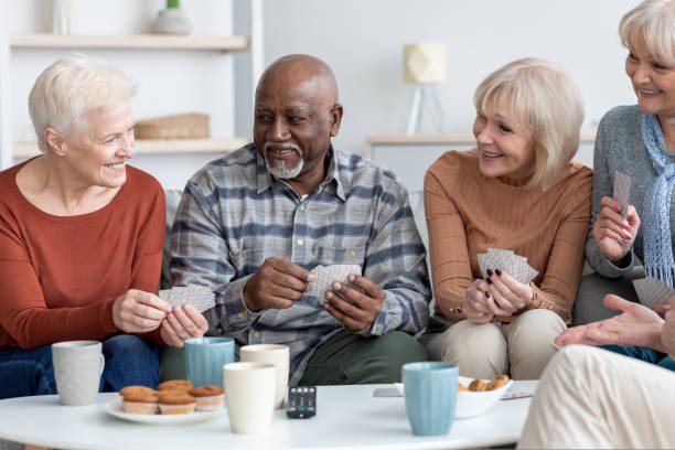 6 Smart Reasons Active Senior Living Strengthens Social Connections