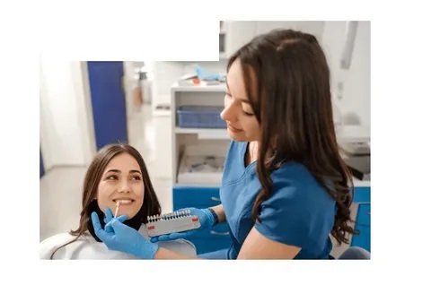 How Do Dentists Match Veneer Color to Your Natural Teeth in Islamabad?