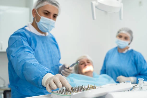 Choosing the Right Implant Dentist: Tips for a Successful Procedure