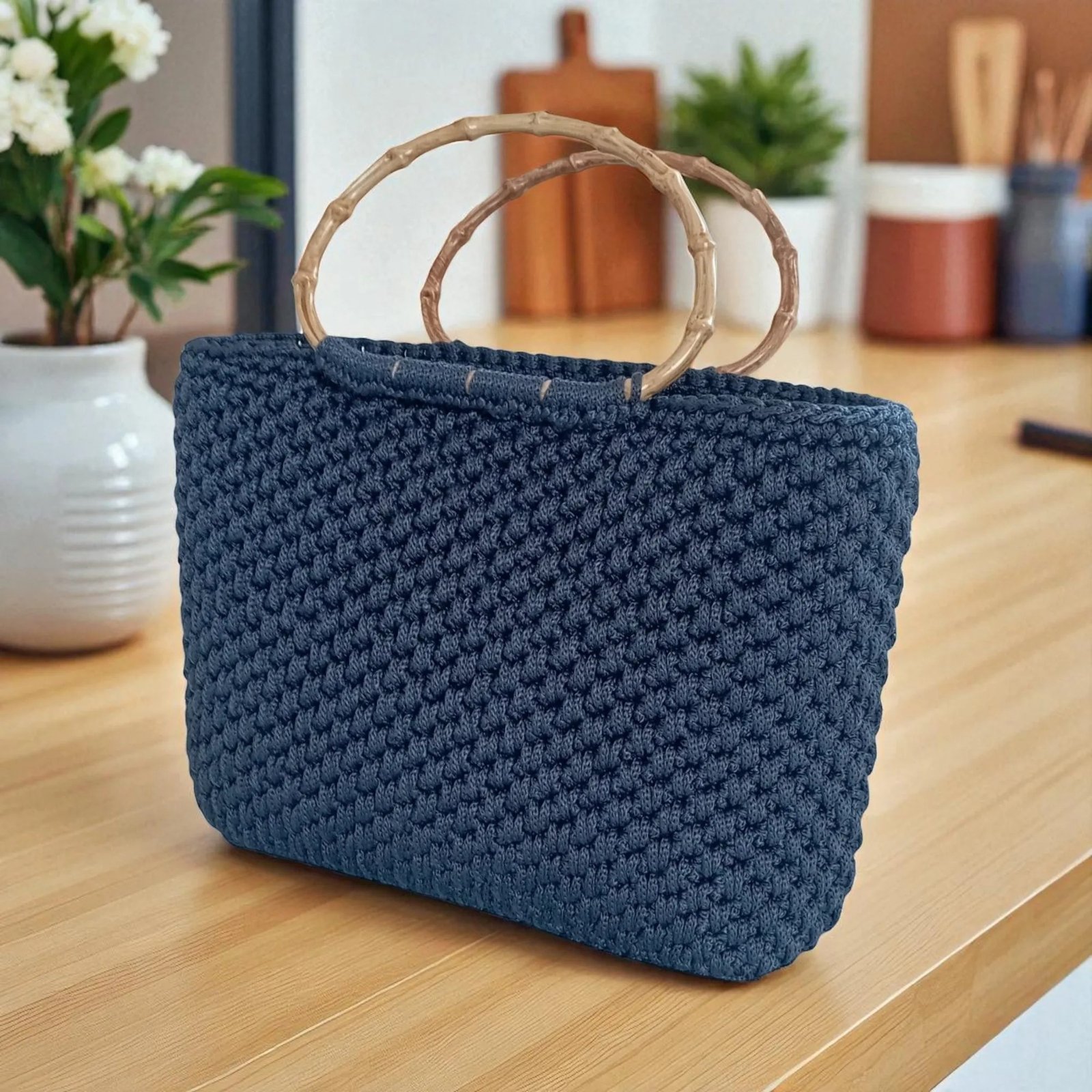 دعم المواهب الإبداعية من خلال سوق منتقى بعناية وهدايا مؤسسية مدروسة