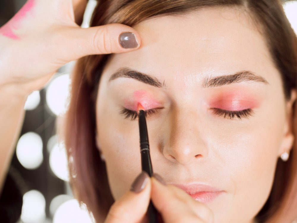 Eyelash Extensions in Houston for Busy Professionals