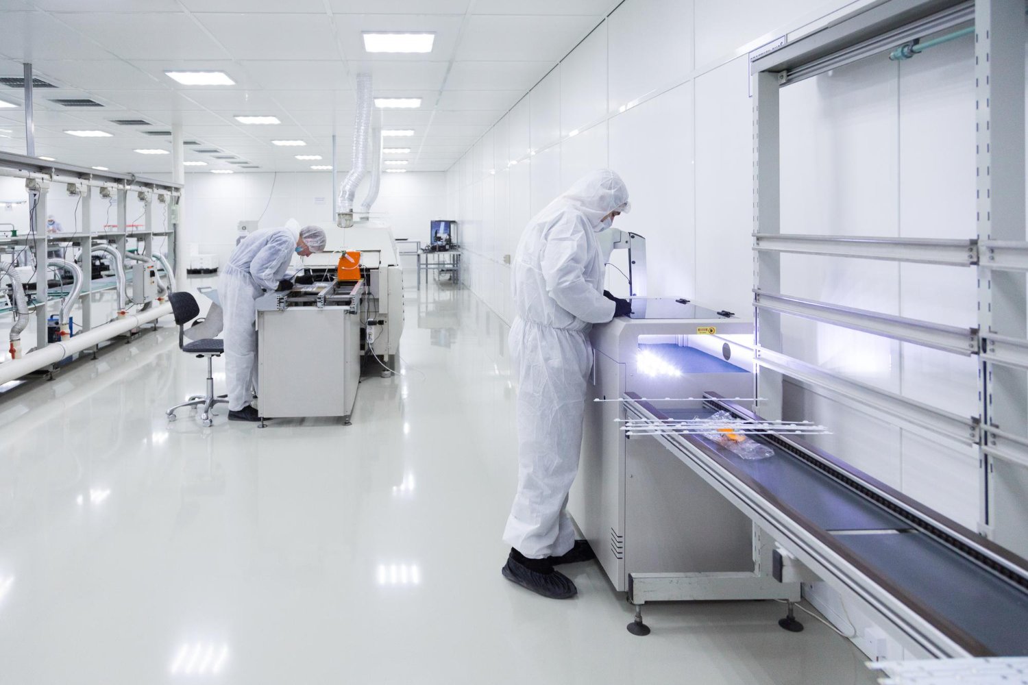Applications and Advantages of Cleanroom Construction
